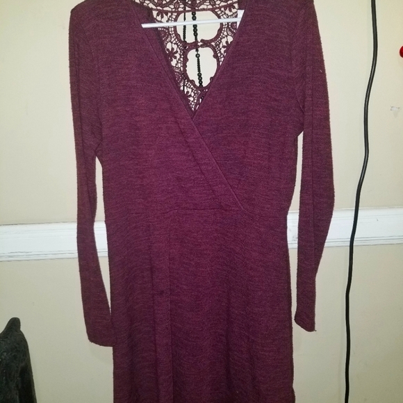 Beautiful Dress - Picture 1 of 5
